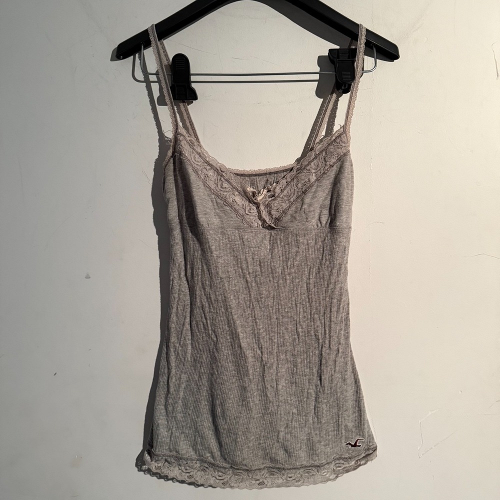 Hollister Vtg Y2K Lace Trim Babydoll Cami Tank Top Womans Sz Medium Gray Bella